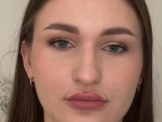 Ver a ficha detalhada de AileneArimas