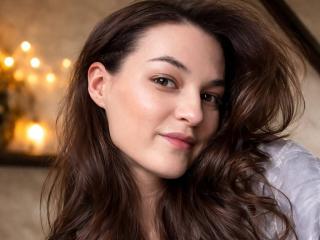 Ver a ficha detalhada de Yasinia