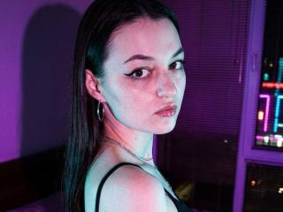 Ver a ficha detalhada de Yasinia