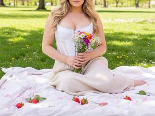 Xem hồ sơ đầy đủ của GladisBelle