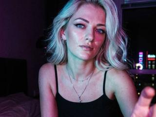 Ver a ficha detalhada de GladisBelle