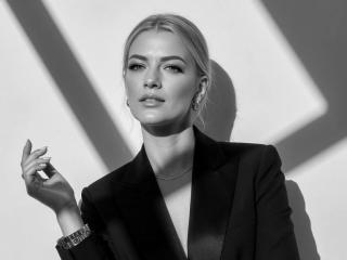 Xem hồ sơ đầy đủ của GladisBelle