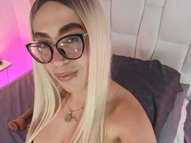 CamilleJuicyHot - Sexe cam en vivo - 29249894