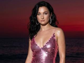 Xem hồ sơ đầy đủ của Limina