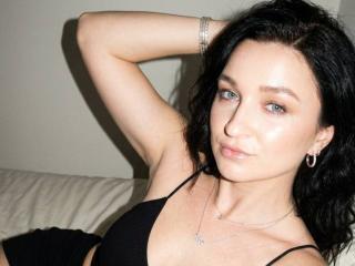 Xem hồ sơ đầy đủ của Limina