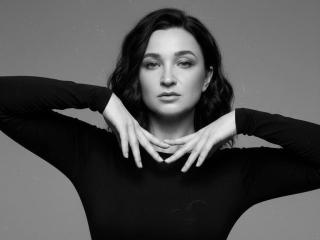 Xem hồ sơ đầy đủ của Limina