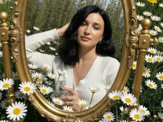 Xem hồ sơ đầy đủ của Limina