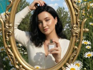 Xem hồ sơ đầy đủ của Limina