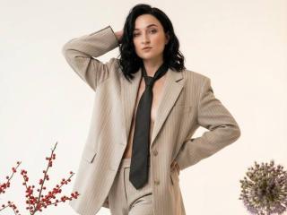 Xem hồ sơ đầy đủ của Limina