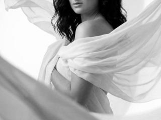 Xem hồ sơ đầy đủ của Limina