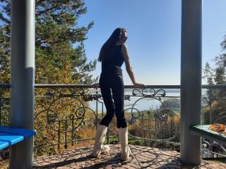 Vedere il profilo completo di MissKinney