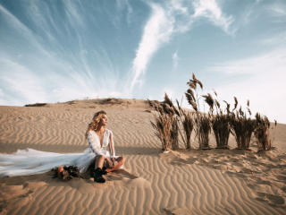 Xem hồ sơ đầy đủ của EolantaMarina