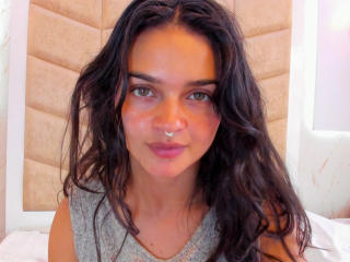 Vedere il profilo completo di LucyySky