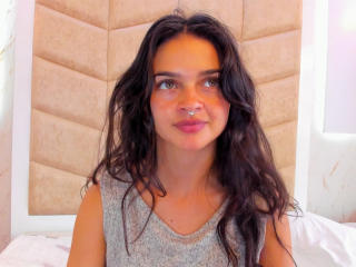 Vedere il profilo completo di LucyySky