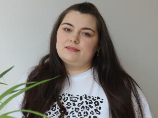 Ver la ficha detallada de MileyMiln