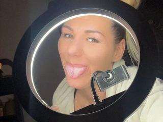 Ver la ficha detallada de SidneyRockz-hot