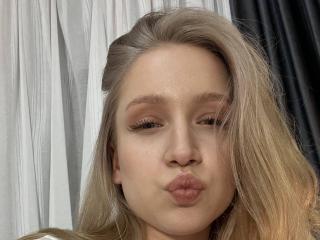 Xem hồ sơ đầy đủ của JanellLindinha