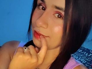 Se dtaljerede oplysninger for AmberLuxefg