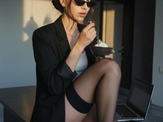 Se dtaljerede oplysninger for BonnieFanny