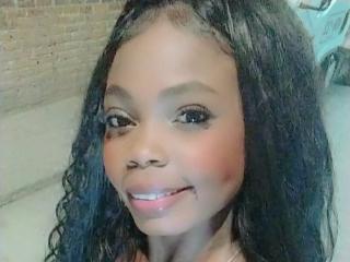 Se dtaljerede oplysninger for EbonnyHot69