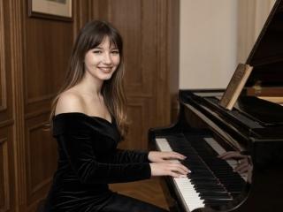 Se dtaljerede oplysninger for Adelisha