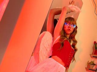 Podívejte se na podrobnou kartu VioletXBloom