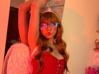 Podívejte se na podrobnou kartu VioletXBloom