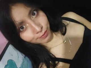 Se dtaljerede oplysninger for VioletXBloom