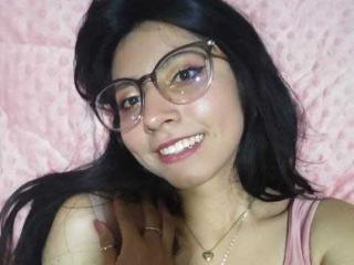 Se dtaljerede oplysninger for VioletXBloom