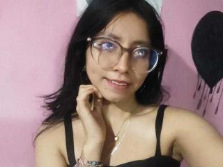 Se dtaljerede oplysninger for VioletXBloom