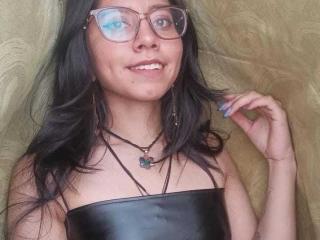 Se dtaljerede oplysninger for VioletXBloom