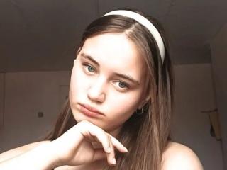 Se dtaljerede oplysninger for AlysiaFinkelstein