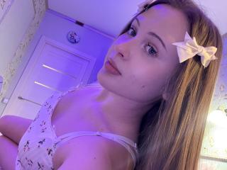 Ver la ficha detallada de JoelleCanal