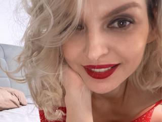 Se dtaljerede oplysninger for DouceAmelia