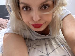 Se dtaljerede oplysninger for DouceAmelia