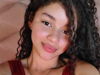 Se dtaljerede oplysninger for LoreneCurly