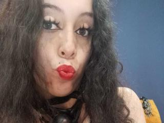 Ver la ficha detallada de KendraSimons