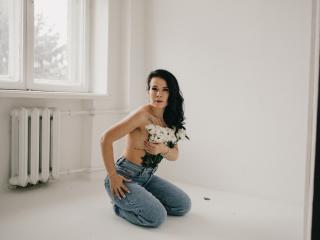 Se dtaljerede oplysninger for JasmineKouch