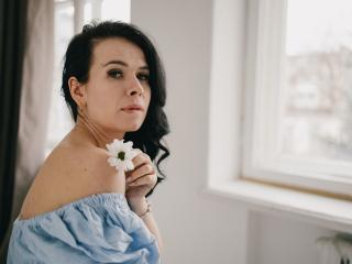 Se dtaljerede oplysninger for JasmineKouch