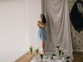 Ver la ficha detallada de JasmineKouch