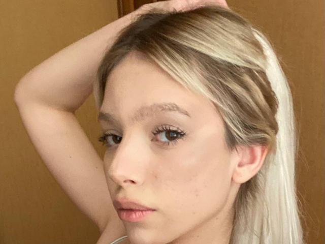 AnderaTesseneer - Live porn &amp; sex cam - 29269199