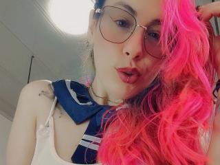 Se dtaljerede oplysninger for NatashaLau