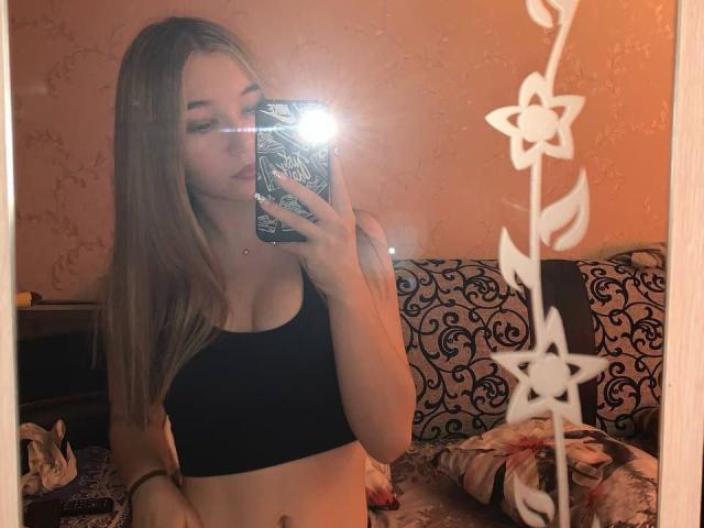 EssieVawter - Live porn &amp; sex cam - 29273312