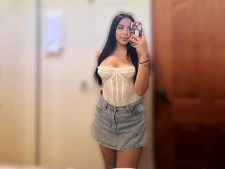 BellaVibes's Model Profile