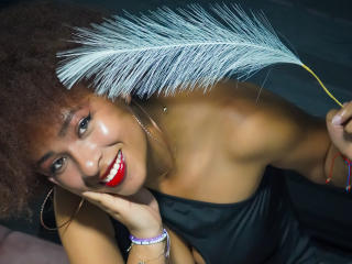 NiaZuri's Model Profile