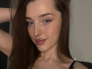 EvaSaylor's Model Profile