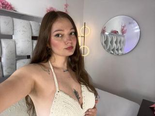 HecateCorvin's Model Profile