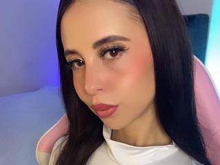 Lialaw's Model Profile