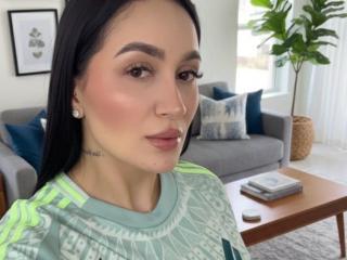 PamelaLiss's Model Profile