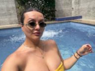 MissAry's Model Profile